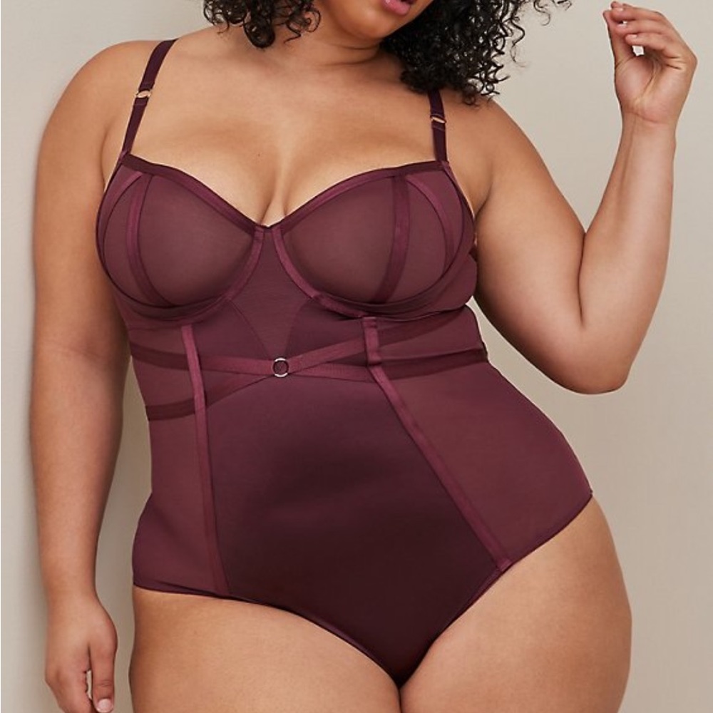 NWT Torrid burgundy Satin and Lace Bodysuit, size 3